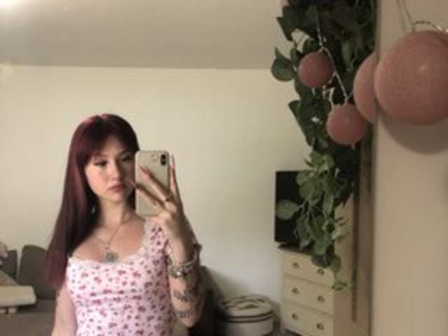 UWUNIKA amateur webcam photo