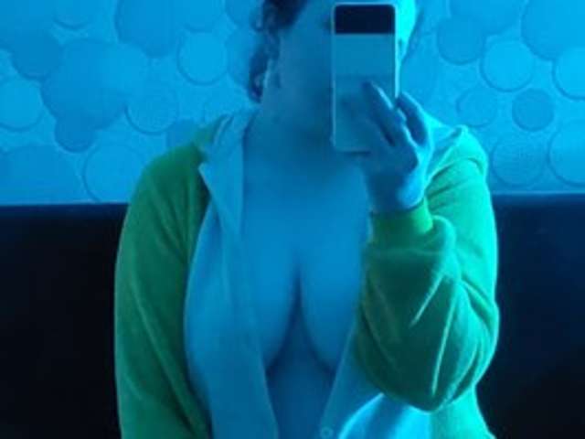 VAI045A1 amateur webcam photo