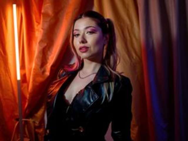 XXHEIDILOVE amateur webcam photo