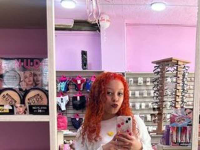 YANNICANDY amateur webcam photo