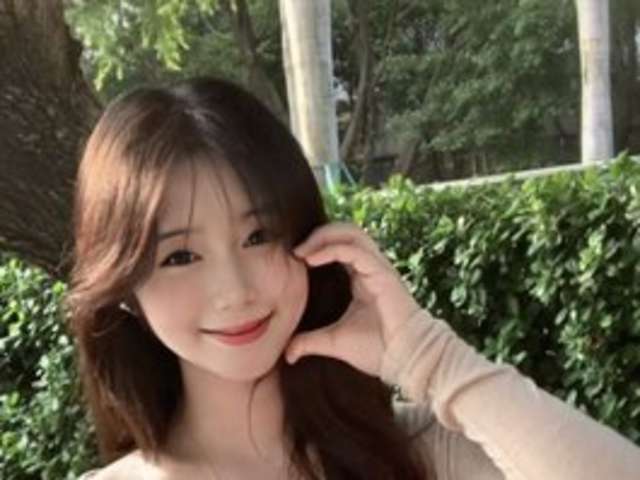 YUYOUWEI amateur webcam photo